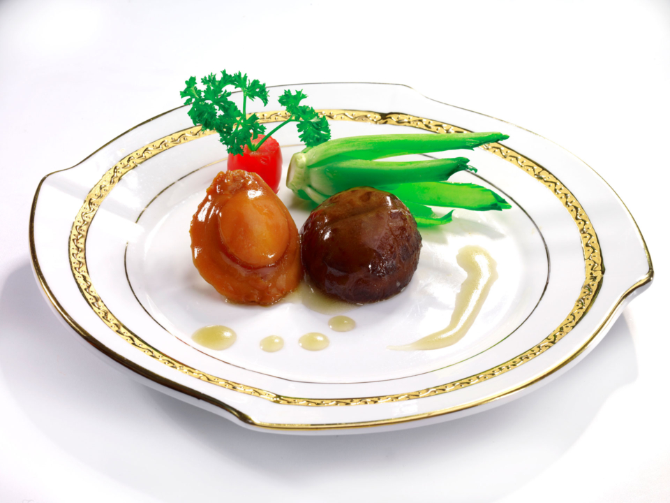 Braised-Baby-Abalone-with-Superior-Oyster-Sauce