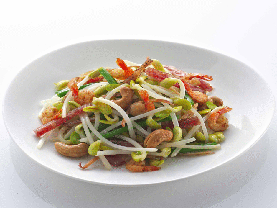 Fried-Soy-Bean-Sprouts-with-Chives