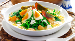 vegetable-Poached-Chinese-Spinach-with-Assorted-Eggs