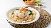 Fried-Hor-Fun-and-Bee-Hoon-with-Seafood